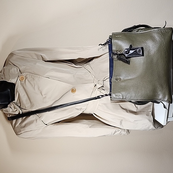 Coach Rogue 30 In Olive - Picture 9 of 17